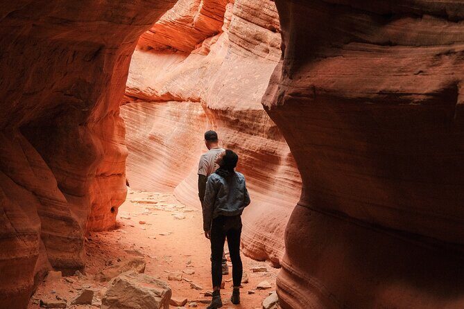Peekaboo Slot Canyon Jeep Tour - A Deep Dive into the Experience