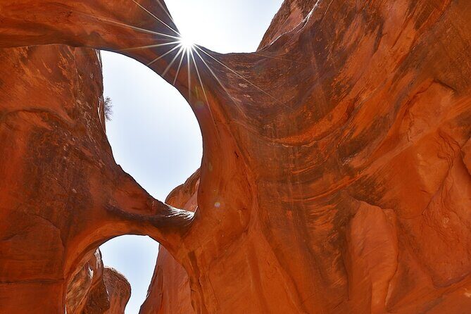 Peekaboo, Spooky and Dry Fork Slot Canyon Tour - Key Points: