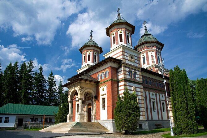 Peles & Cantacuzino Castles: Gourmet Wine & Cultural Day trip - Considerations and Tips