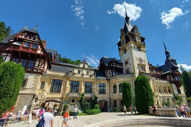 Peles Castle, Dracula Castle and Brasov old town - private tour from Bucharest - Who will enjoy this tour most?