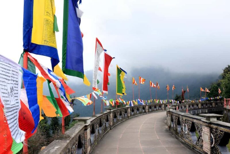 Pelling: Full-Day Guided Sightseeing Tour with Hotel Pickup - Who Will Enjoy This Tour?