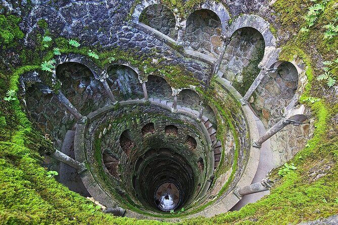 Pena Palace, Moorish Castle and Quinta da Regaleira Walking tour - Who Should Consider This Tour?