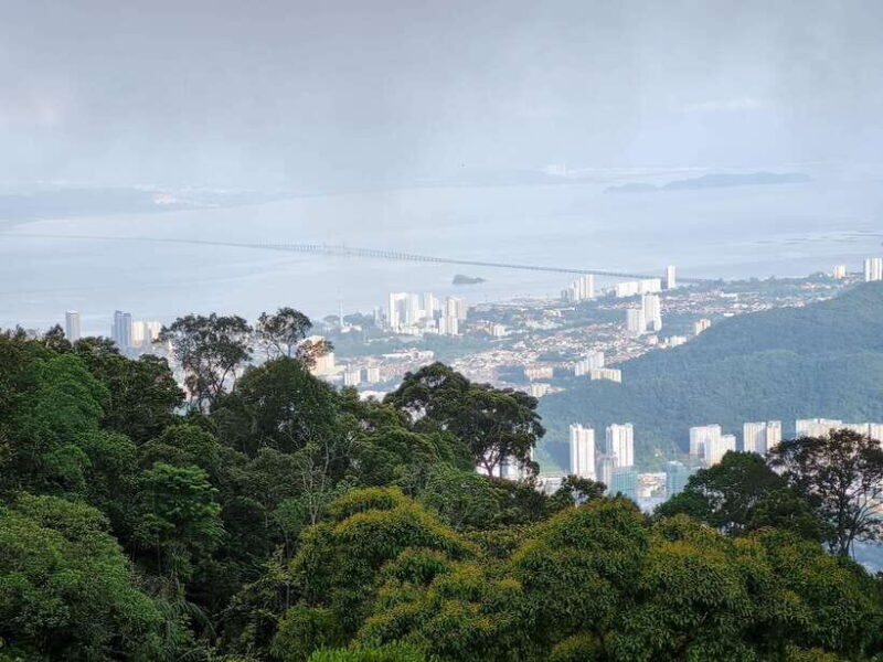 Penang: Kek Lok Si Temple and Penang Hill Guided Tour - Key Points