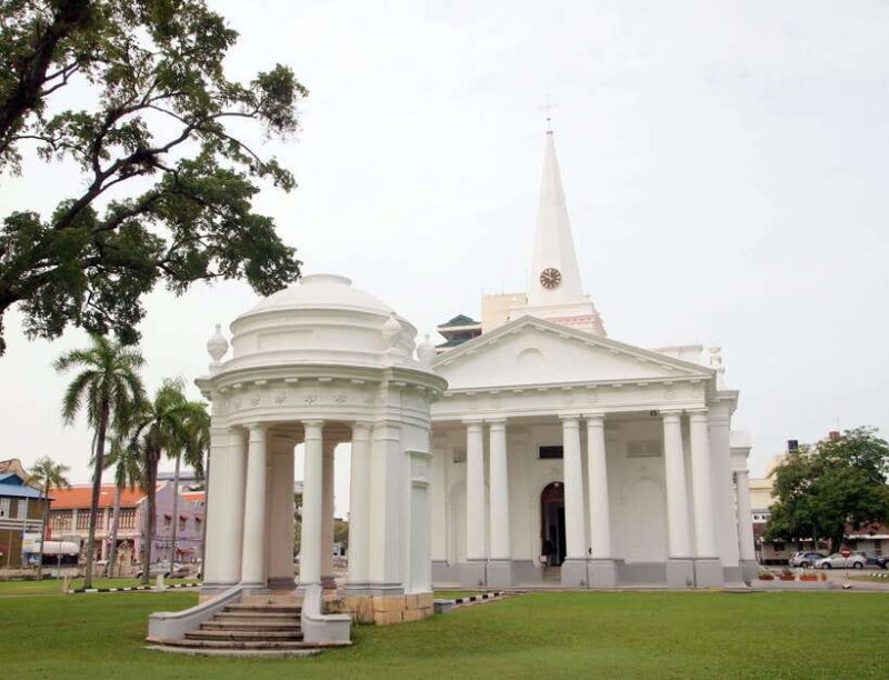 Penang: Trishaw Ride and Hawker Center Food Tour - A Deep Dive into the Penang Trishaw and Food Tour