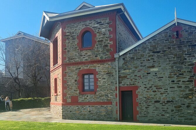 Penfolds and Hahndorf Shared Tour Wine Tasting and Lunch - FAQs