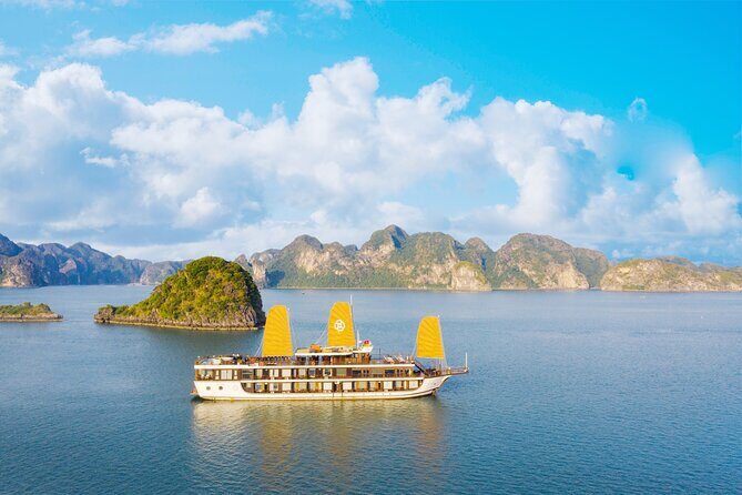 Peony Cruise : Unique 2 Days Tuan Chau - Halong bay - Lan Ha Bay - Discover the Beauty of Lan Ha Bay on the Peony Cruise