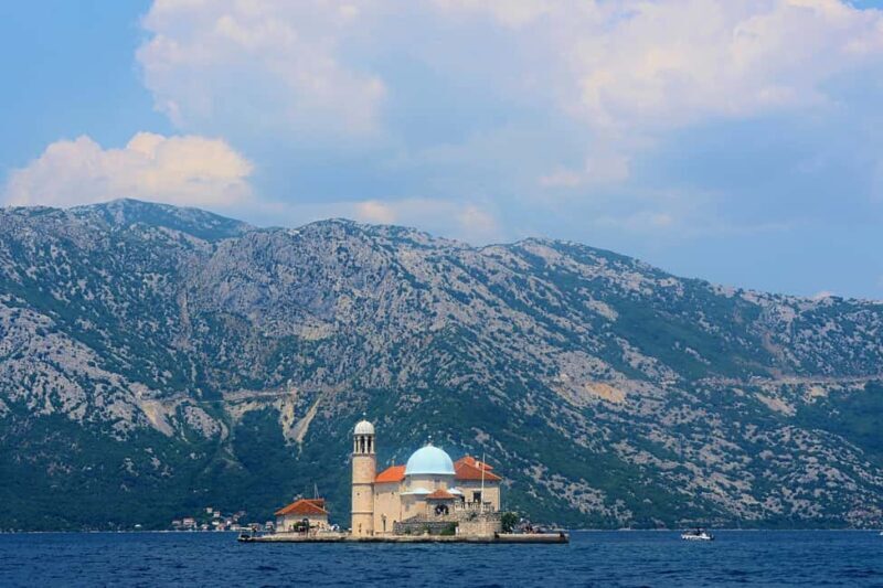 Perast: Charms of the Baroque Town & Taste of the Sea - Key Points