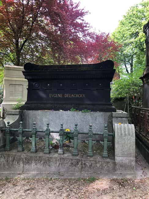 Père Lachaise Iconic Tour - Père Lachaise Iconic Tour: A Walk Through Paris’s Most Famous Cemetery