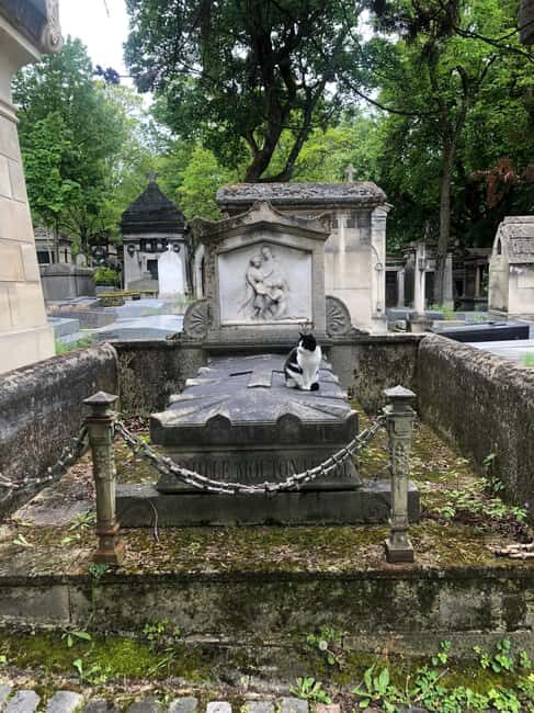 Père Lachaise Iconic Tour - Who Should Book This Tour?