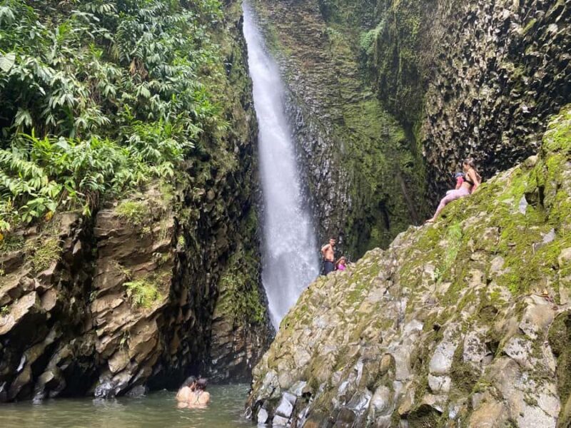 PEREIRA: DAY TREKKING TO WATERFALL + LUNCH AND MOUNTAINEERING COFFEE - Experience the Beauty of Pereira: Day Trekking to Waterfall + Lunch and Mountaineering Coffee