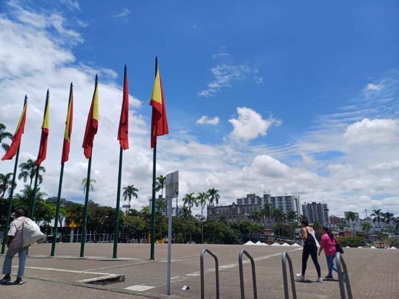 PEREIRA: PRIVATE TOUR OF MAIN SQUARES, HISTORICAL SITES + LOOKOUT POINT - What to Expect and Practical Tips