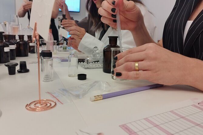 Perfume Creation Workshop in Florianópolis - Who Will Love This Experience?