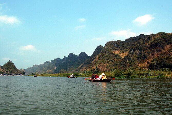 Perfume Pagoda Full Day Guided Tour from Hanoi Old Quarter - A Detailed Look at the Tour Experience