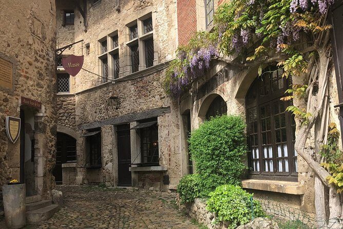 Pérouges Medieval Village Private Trip with Tasting from Lyon - A Deep Dive into the Pérouges Private Tour