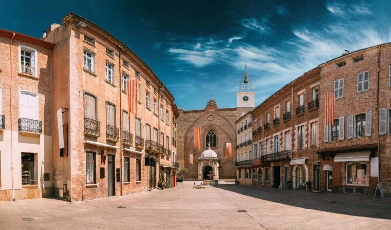 Perpignan: 2-hour Best Intro Walking Tour with a Local - Price & Value