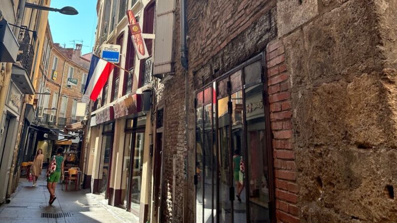 Perpignan : 2h private guided tour for small groups - Exploring Perpignan’s Hidden Treasures in Just 2 Hours