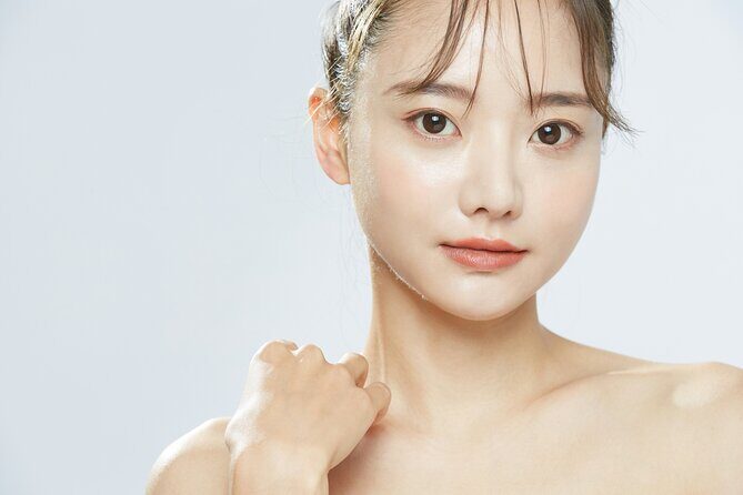 Personalized Cosmetic Shopping Experience in Japan - Key Points