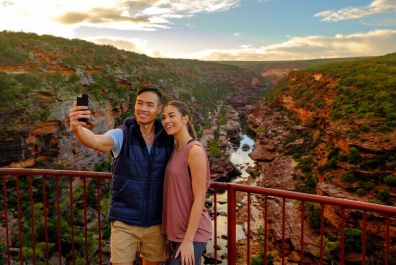 Perth: 4-Day Coastal Loop to Monkey Mia with Accommodation - A Detailed Look at the Tour Experience