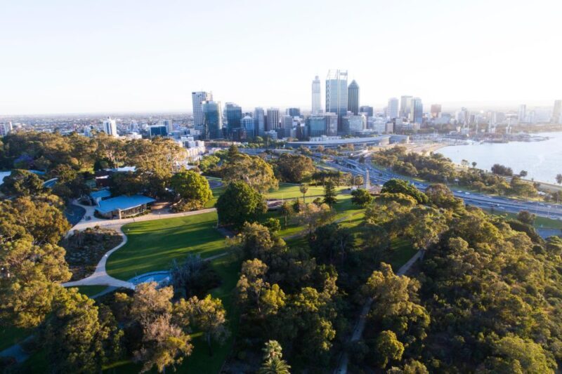 Perth Tailored 3-Hour Private Tour for The Travel Chameleon - Explore Perth in Just 3 Hours: A Private Tour Designed for The Travel Chameleon