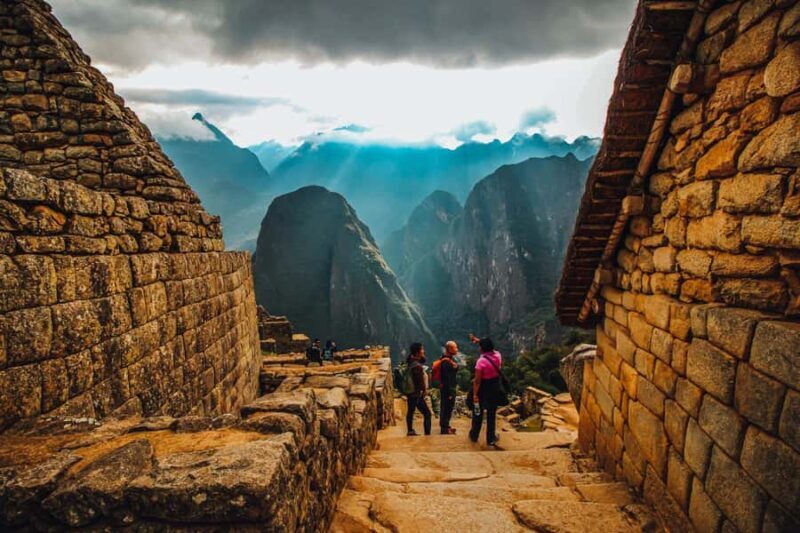 Peru 5D visit: Cusco, Machu Picchu, Valley, Maras Moray - The Deep Dive: What You Can Expect on Your 5-Day Peru Journey