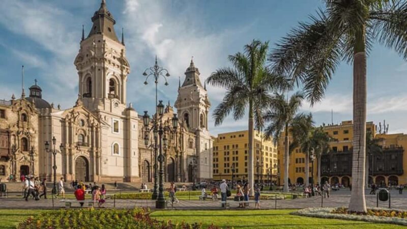 Peru in 15 days: Lima, Machu Picchu, Iquitos, Puno, Arequipa - Exploring Peru in 15 Days: A Deep Dive