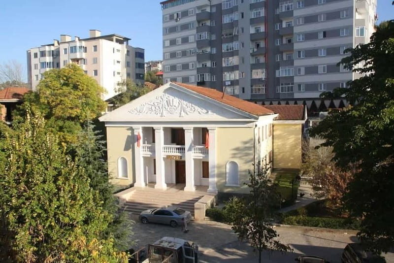 Peshkopi: Walking Tour with Traditional Food Tasting - Key Points