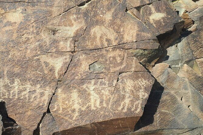 Petroglyphs of Tanbaly UNESCO World Heritage Site - Key Points