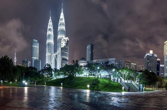 Petronas Twin Tower E-Ticket Including The Skybridge - The Sum Up