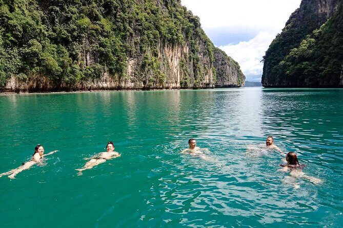 Phi Phi + Bamboo Island Sunset by Speed Catamaran - The Authentic Traveler Experience: Pros and Cons