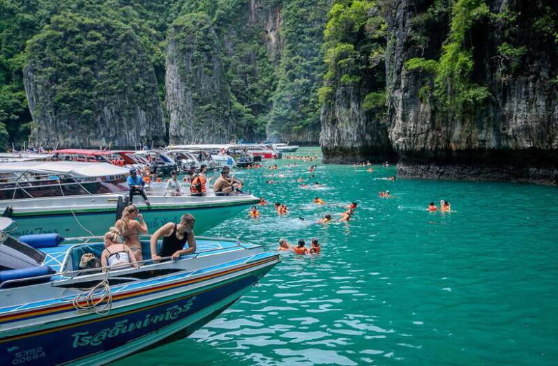 Phi Phi: Early Morning Speed Boat to Maya Bay - Who Would Love This Tour?