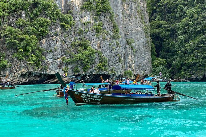 Phi Phi island Tour by Big Boat - Experience the Best of Phi Phi Islands on a Big Boat Day Trip from Phuket