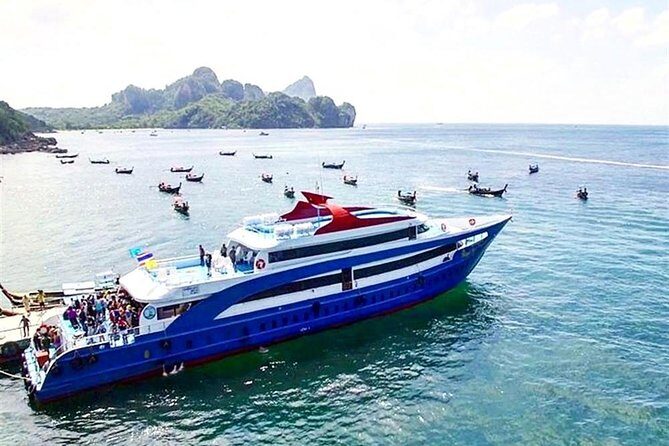 Phi Phi Island Tour by Royal Jet Cruiser with Lunch & Pickup - Authentic Experiences & Traveler Feedback