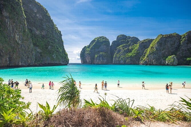 Phi Phi Islands and Khai Island by Premium Speed Catamaran - A Deep Dive into the Experience