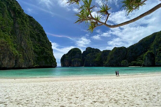 Phi Phi Khai Islands Excursion with Seaview & Lunch by speedboat - FAQ