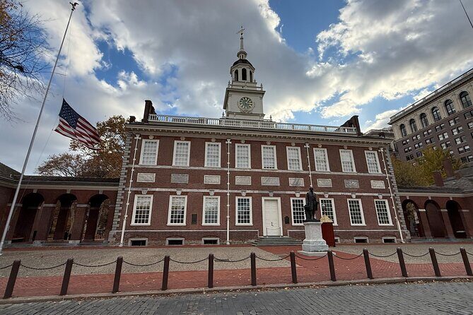 Philadelphia Haunted Tour: A Self Guided Liberty Ghost Walk - Key Points