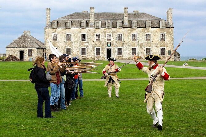 Philadelphia,D.C. ,Niagara Falls,Boston 6-Day Tour from New York - FAQ