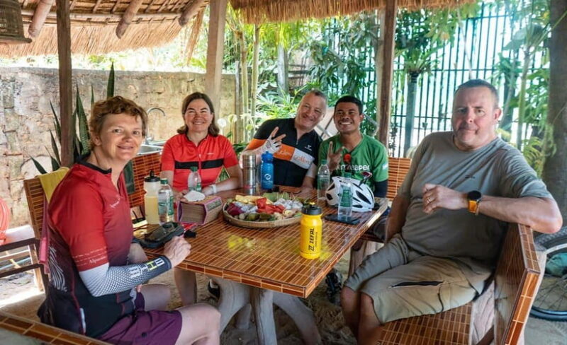 Phnom Penh: Bike & Boat Guided Tour included Snacks & Beers - Final Thoughts