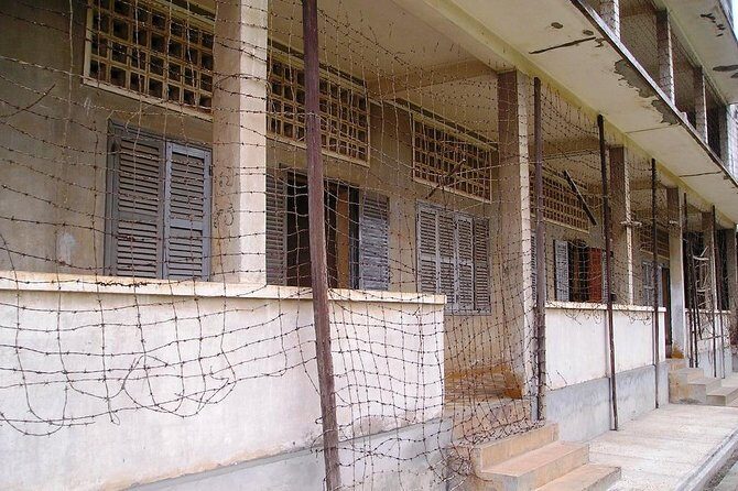 Phnom Penh City Tour, Silver Pagoda, Genocide Museum, Killing Fields - An In-Depth Look at the Phnom Penh City Tour