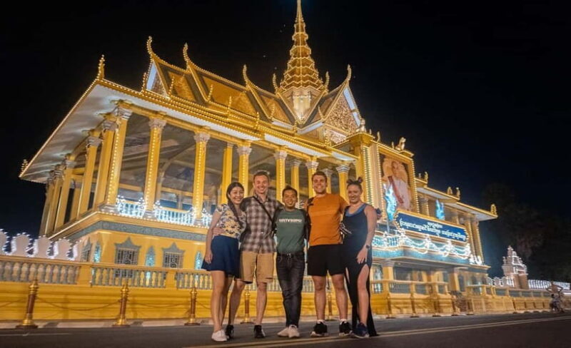 Phnom Penh: Evening City Tour by Tuk Tuk with 1 Dinner - Who Will Love This Tour?