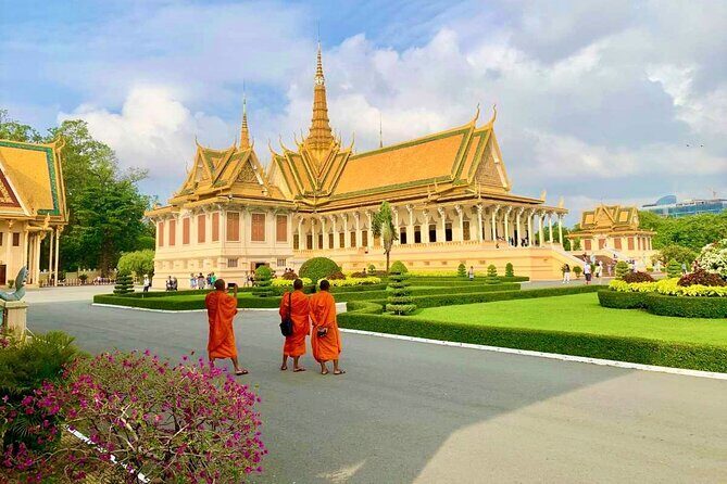 Phnom Penh Full Day Private Tour Included All Admission Tickets - In-Depth Review of Phnom Penh’s Full Day Private Tour