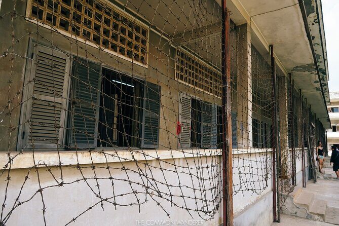 Phnom Penh Half-day Tour From Phnom Penh City - A Detailed Look at the Phnom Penh Half-day Tour