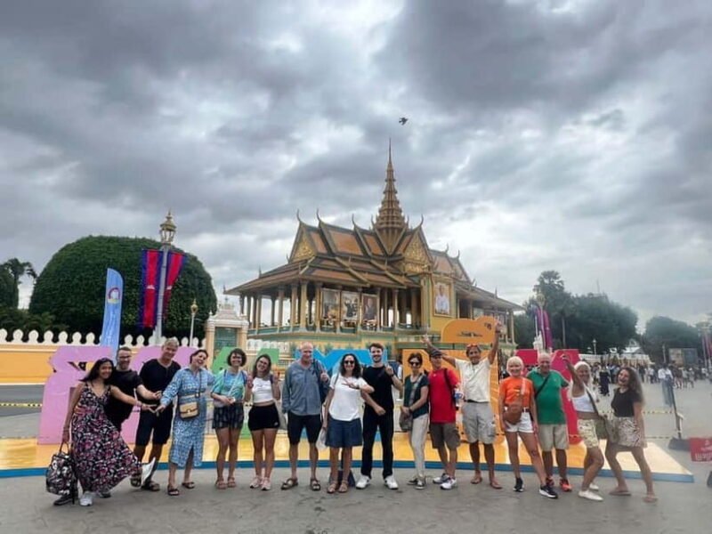 Phnom Penh: Hidden Gems Walking Tour with Local Guide - Authenticity and Reviews