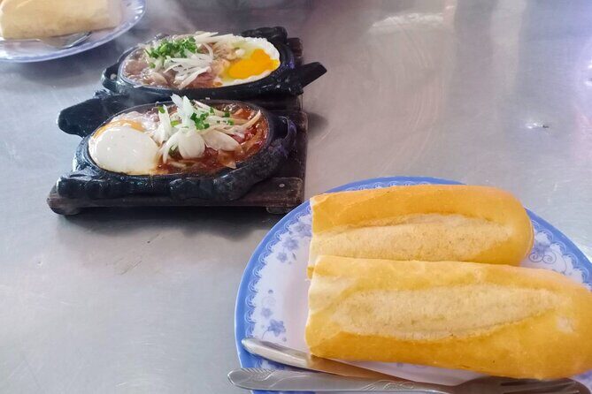 Phnom Penh Local Market & Morning Food Tour Include Drinks - Transportation and Group Size