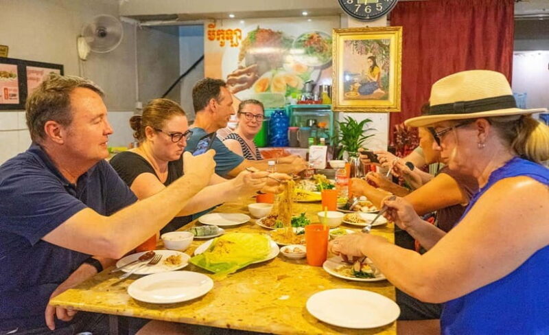 Phnom Penh: Night Foodie Tour by Tuk Tuk with Drinks - Practical Tips and Considerations
