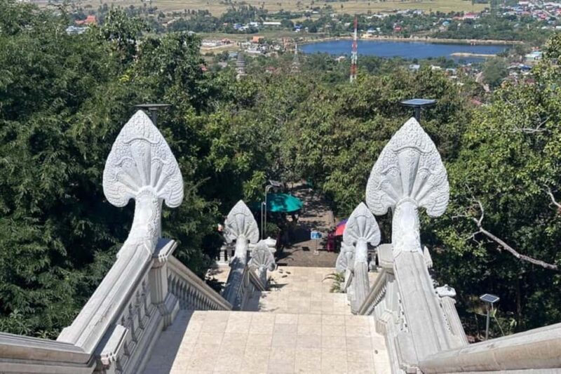 Phnom Penh: Oudong Mountain and Temples Guided Day Trip - Exploring Oudong Mountain and Temples: A Day Trip from Phnom Penh