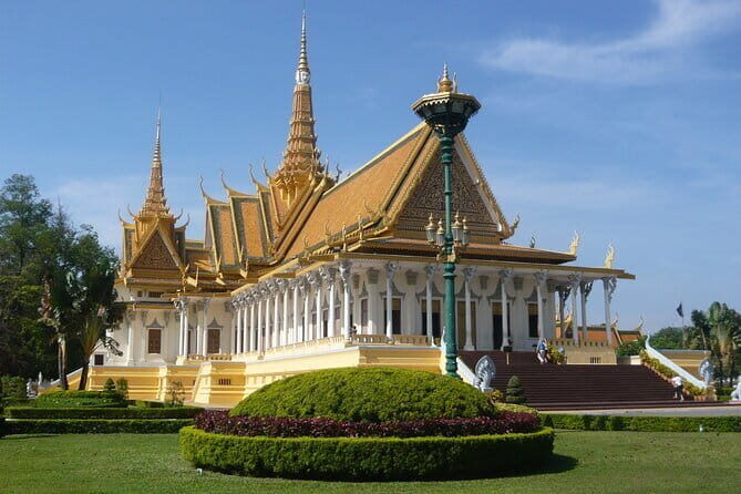 Phnom Penh Private City Tour - Key Points