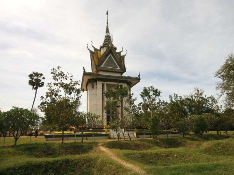 Phnom Penh private tour Tuol Sleng & Choeng Ek Killing Field - Key Points