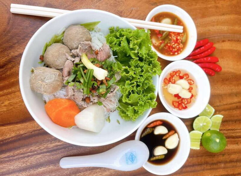 Phnom Penh: Street Art & Food Tour by Tuk-Tuk - The Itinerary Breakdown