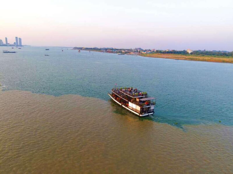 Phnom Penh: Sunset Cruise with Unlimited Beer &Fruit platter - Who Should Book This Tour?