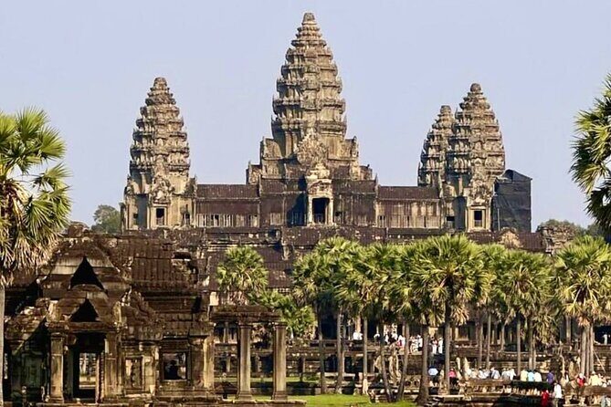 Phnom Penh to Siem Reap, Angkor Wat & Return, 2 Day Private Tour - Key Points